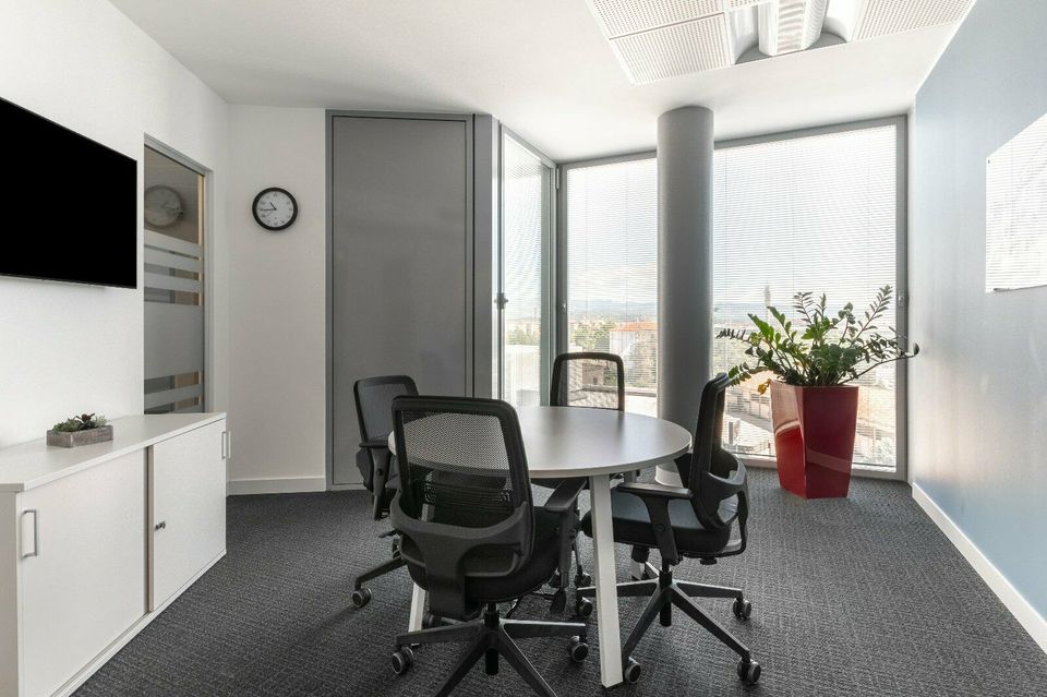 Privater Büroraum für 5 Personenen in Regus City Augsburg in Augsburg