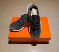 Nagelneue Nike Laufschuhe – W NIKE ZM WINFLO 5 RUN SHIELD – Gr.38 Nordrhein-Westfalen - Kaarst Vorschau