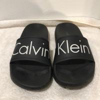 Calvin Klein Slippers Flip-Flops Badelatschen gr 40 Niedersachsen - Stade Vorschau