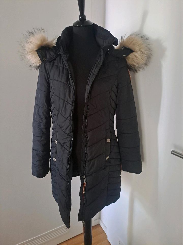 Navahoo Damen Winter Parka Gr.S in München