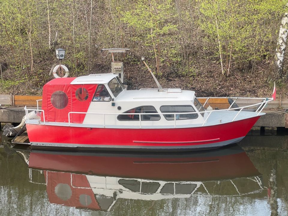 Motoryacht / Kajütmotorboot / Motorboot Außenborder Honda 35PS in Hamburg