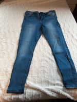 Jeans Vero Moda Größe L /30 Nordrhein-Westfalen - Velbert Vorschau