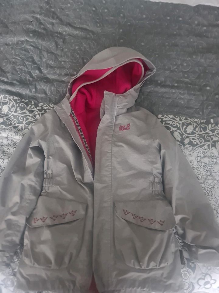 Jack Wolfskin Doppeljacke 128 in Völklingen