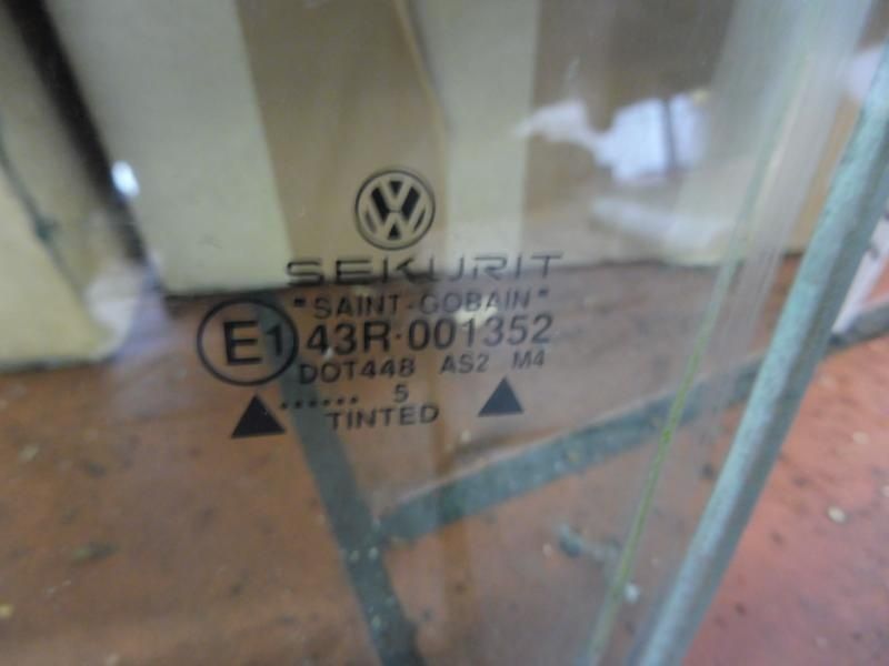 VW T4 Scheibe Fahrertür AS2 vorne links Fenster (GRÜNE Tönung) in Bochum