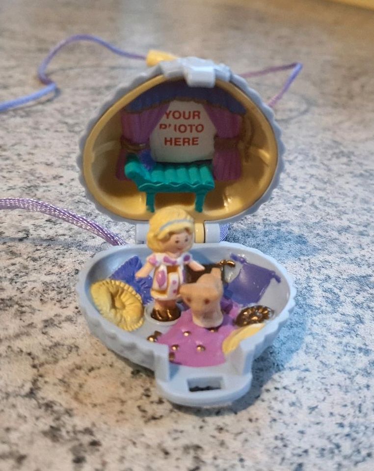 Polly Pocket Kette Fuzzy Kitten Locket 1993 in Niemetal