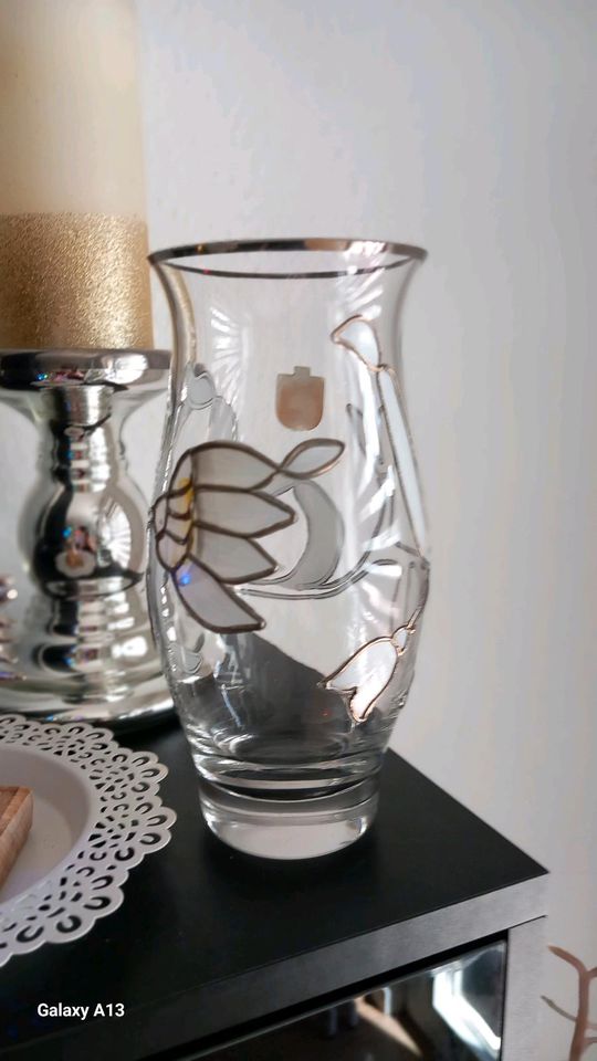 Bezaubernde  Tiffany Vase von                      "Nagel Glas" - in Osnabrück