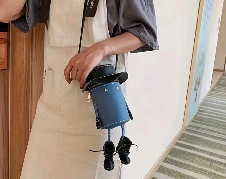 DIY Kit Handtasche Tasche kleiner Mann Blau Kunstleder Komplett in Kleve