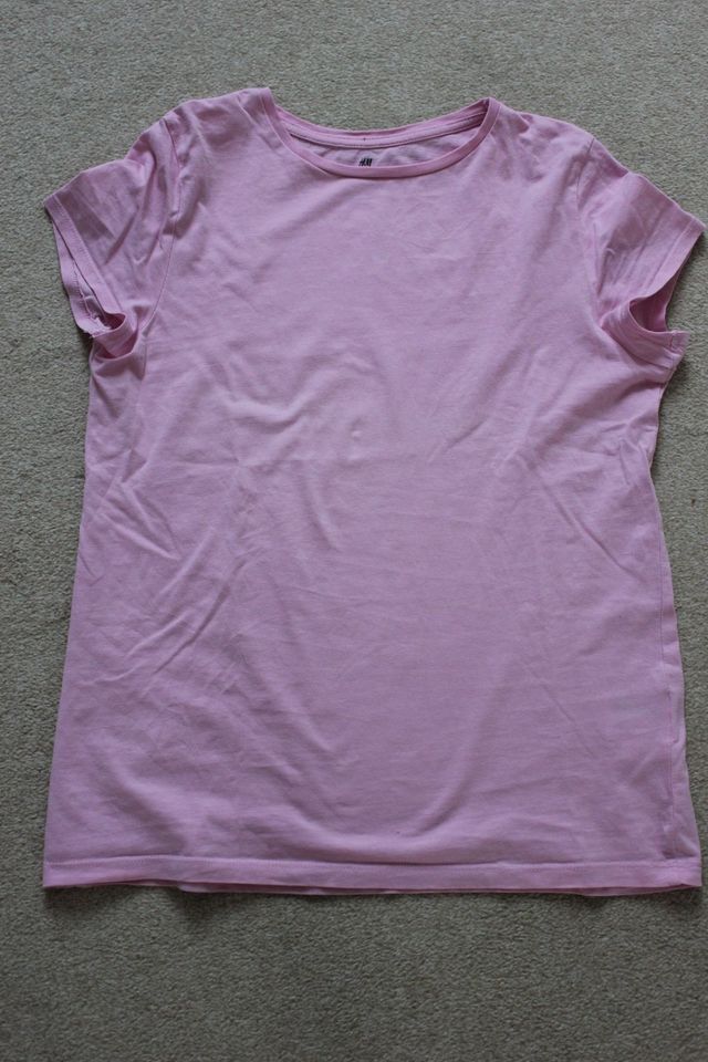 T-shirt für Mädchen von H&M in Gr. 170 in Hilden