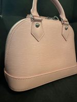 Schicke kleine Crossbody / Umhängetasche in Rose NEU Hessen - Erlensee Vorschau