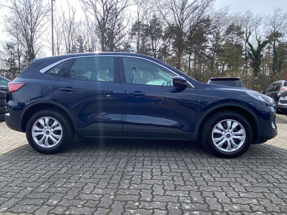 Ford Kuga Trend   *PDC/SitzHzg.1 Hand* in Forst