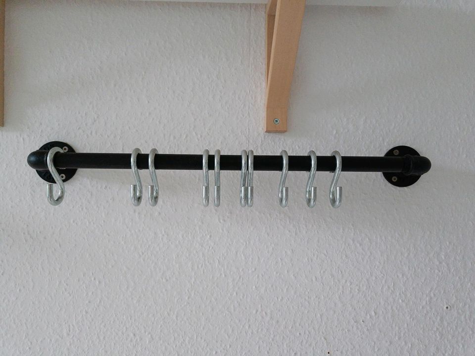 Küchenhängeleiste/ Werkzeugleiste, schwarz 55cm in Hamburg