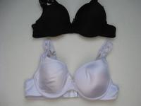 ☯️️ 2x Pulli Bügel - BH`s 75C schwarz weiß Paket ☯️️ Frankfurt am Main - Westend Vorschau