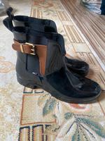 Tommy Hilfiger Regenstiefel neuwertig Schleswig-Holstein - Barsbüttel Vorschau