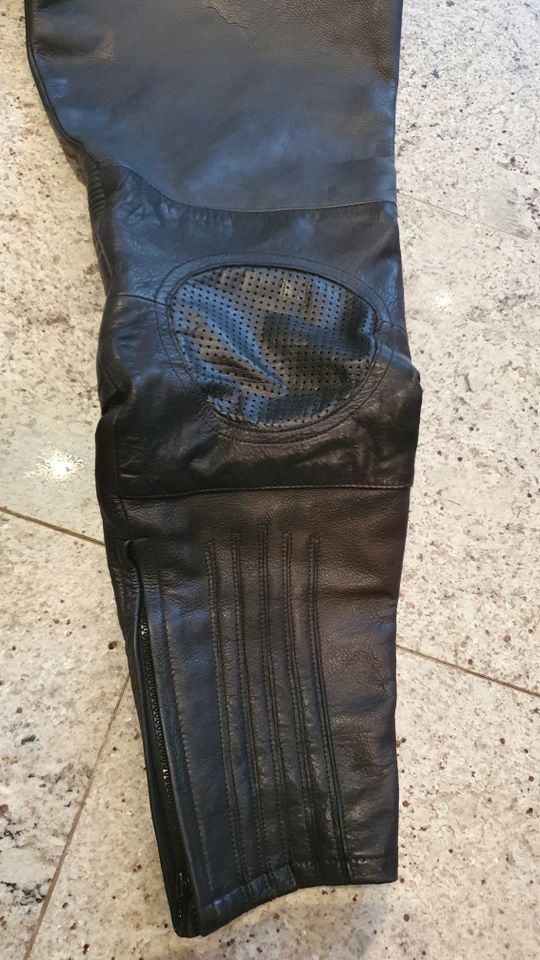 RICHA DAMEN MOTORRADHOSE LEDER GR. 40 (36/38) in Bochum