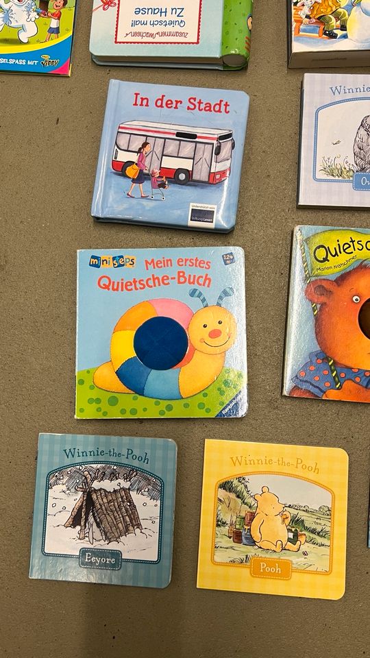 17 Kinderbücher Ideal für 0-8 Jahre in Köln