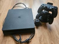 Playstation 4 mit 2 Controller und Ladestation Berlin - Köpenick Vorschau