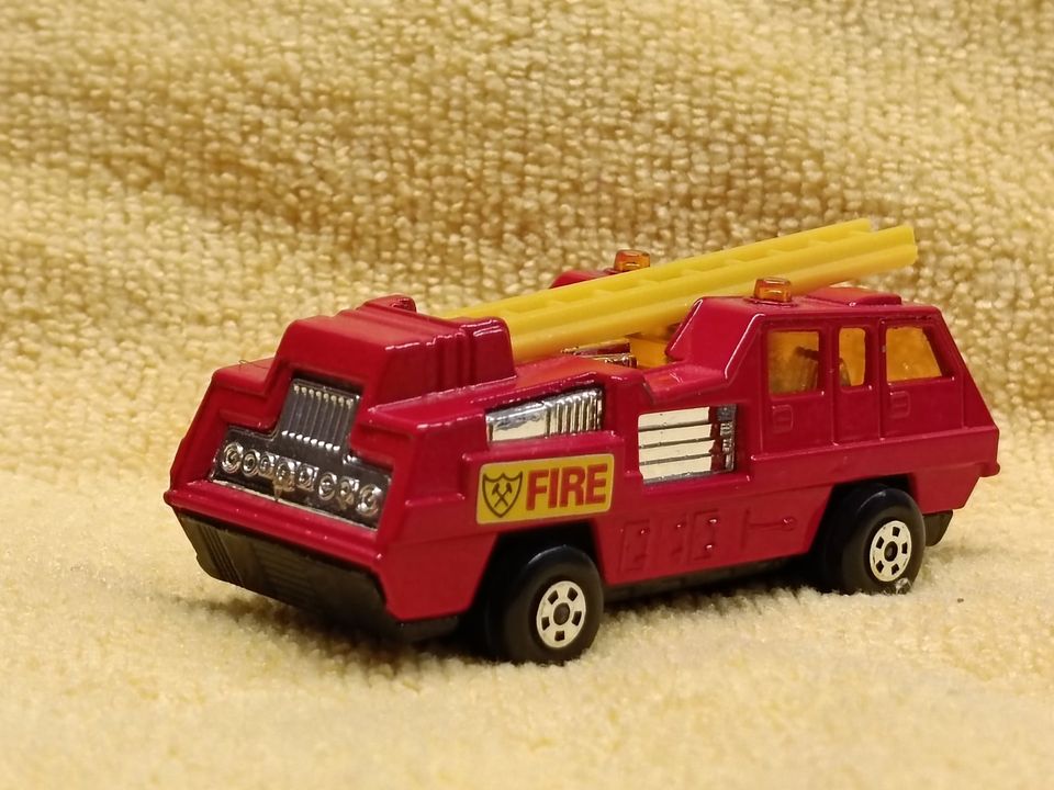 Matchbox No. 22 Blaze Buster C 1975 *Feuerwehr* Lesney Products in Bad Wildungen