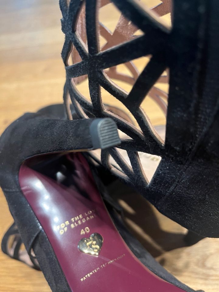 Nagelneue original Tamaris Sandalen Stilettos Gr.40 schwarz in Rheinmünster