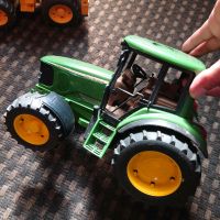 Bruder John Deere mit Kreiselwender Niedersachsen - Hinte Vorschau