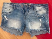 Jeans Shorts blau Gr 40 Baden-Württemberg - Bietigheim-Bissingen Vorschau