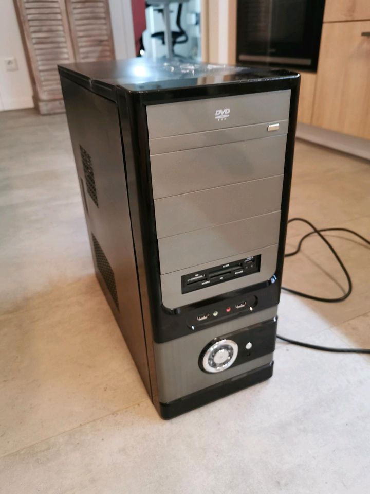 Computer PC Desktop win 10 Intel i5 GE Force GT430 in Dresden