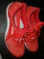 Damen Sneaker Adidas pure boost gr.41 in rot Nordrhein-Westfalen - Castrop-Rauxel Vorschau