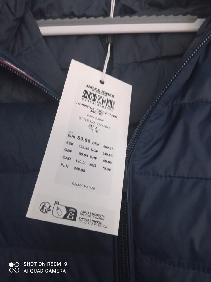 Leichte Herren Steppjacke NEU mit Etikett XL Jack&Jones in Marienberg