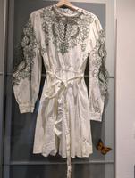 Weißes besticktes Kleid Hessen - Raunheim Vorschau