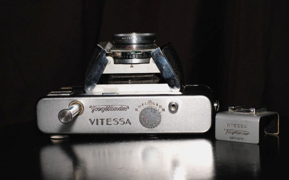 Voigtländer Vitessa Ultron 50 mm 1:2 35mm Film Messsucher Kamera in Stuhr