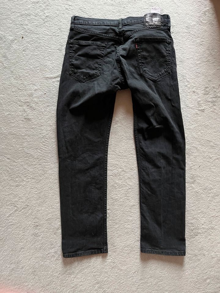 Levi‘s Jeans 34x32 in Rüsselsheim