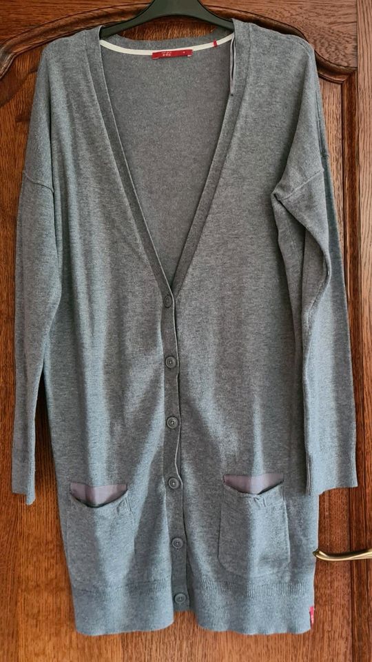 Esprit lange Strickjacke Gr.M in Bochum