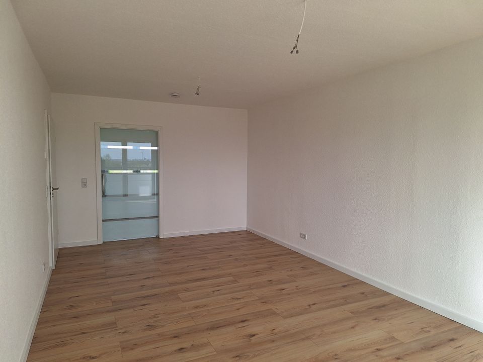 Erstbezug nach Sanierung // 3-Raumwohnung (zw. 84-85 qm) in Magdeburg