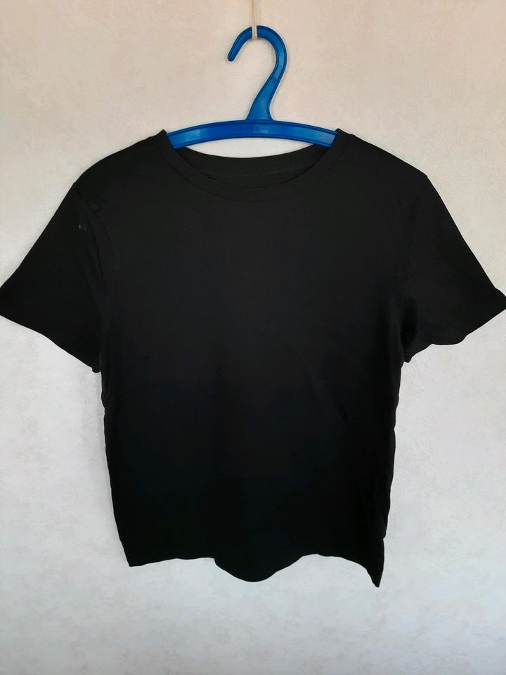 T.shirt  von H&M, schwarz , Gr 158/164 in Dortmund