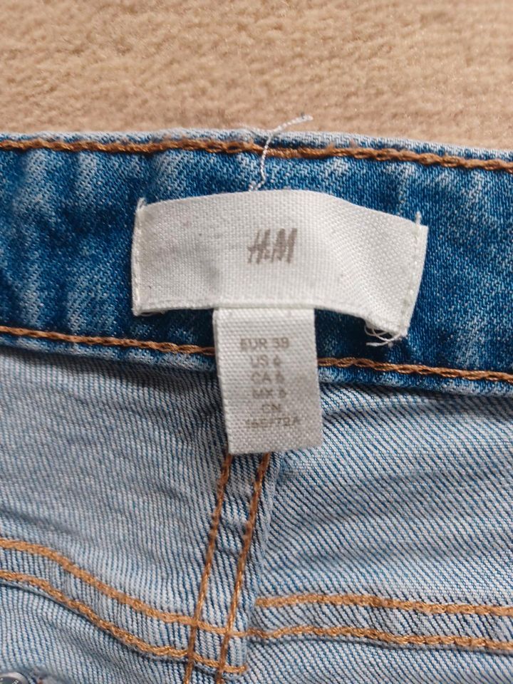 Jeans Bermuda Gr. 38 wie neu in Planegg