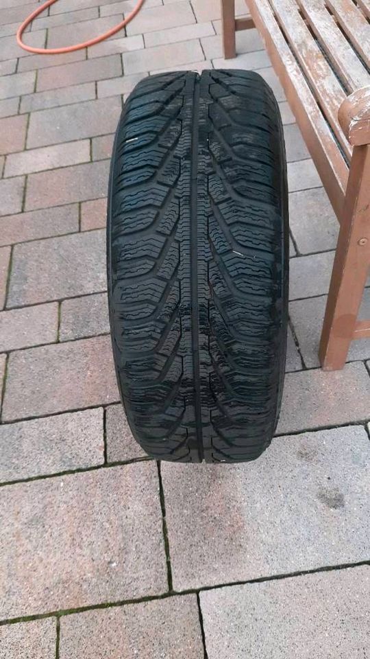 Winterreifen mit Alufelge 225/55  R17 Uniroyal in Wachtberg