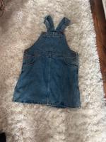 Jeans- Latzkleid, Monki, Gr. S, neuwertig Sachsen-Anhalt - Halle Vorschau