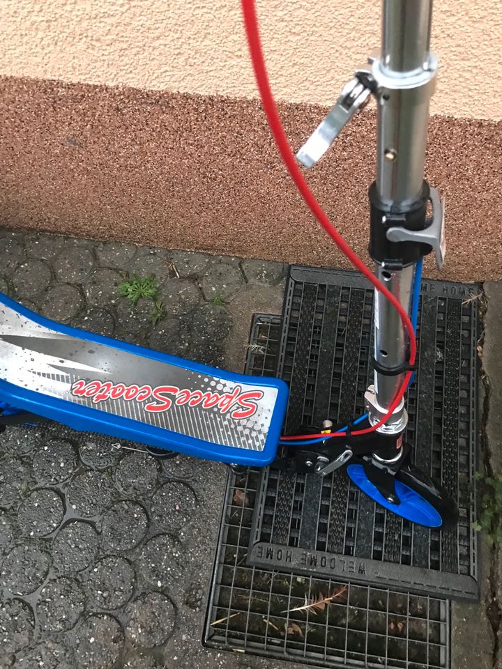 Space scooter/ wipp Roller x590 in Edingen-Neckarhausen