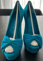 Original Casadei Wildleder High-Heels Türkis Gr.38 getragen Bayern - Olching Vorschau