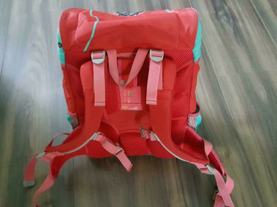 Derdiedas Ergoflex Schulrucksack, Federtasche und Sporttasche in Berlin