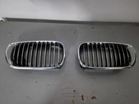 Bmw e46 facelift kühlergrill nieren original Nordrhein-Westfalen - Enger Vorschau