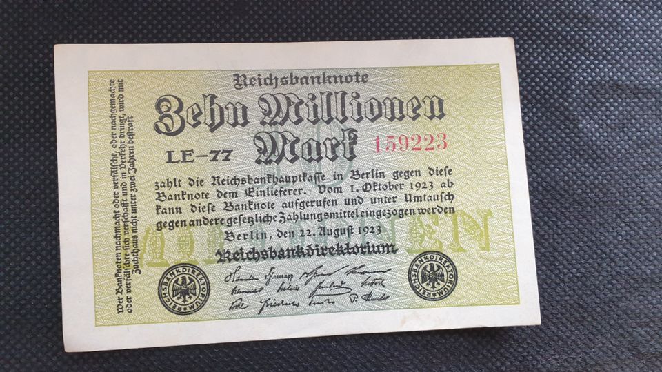 Alte Reichsbanknoten, 1, 10, 50 Millionen Mark in Wuppertal