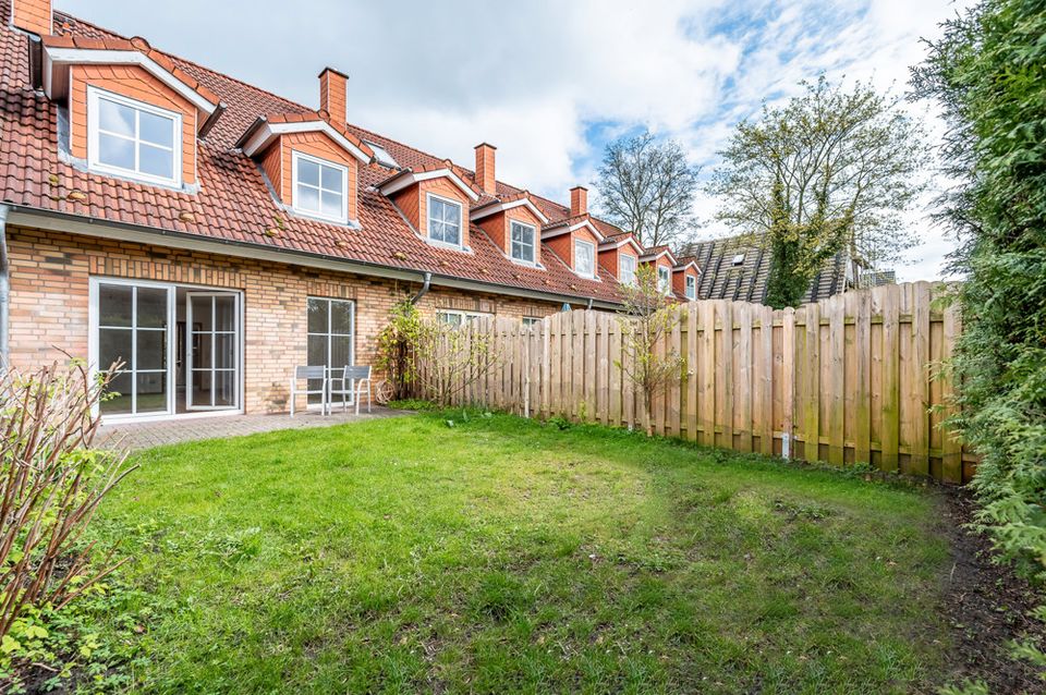 Attraktives Reihenhaus mit Carport in zentraler und familienfreundlicher Lage von Rendsburg in Rendsburg