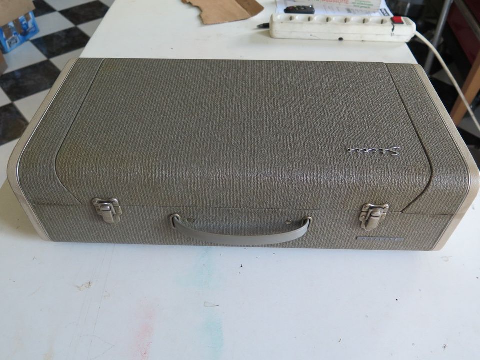 Philips Koffer Plattenspieler Stereo antik Sammlerstück Röhren in Horgenzell