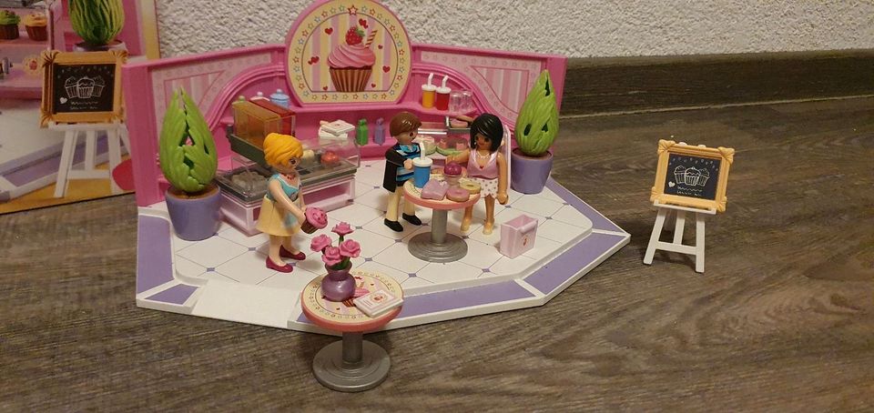 PLAYMOBIL City Life 9080 Café Cupcake Cafeteria in Elstra