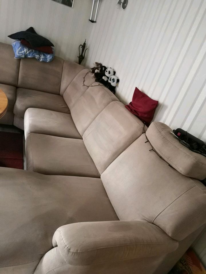 Beige Couch in Borken