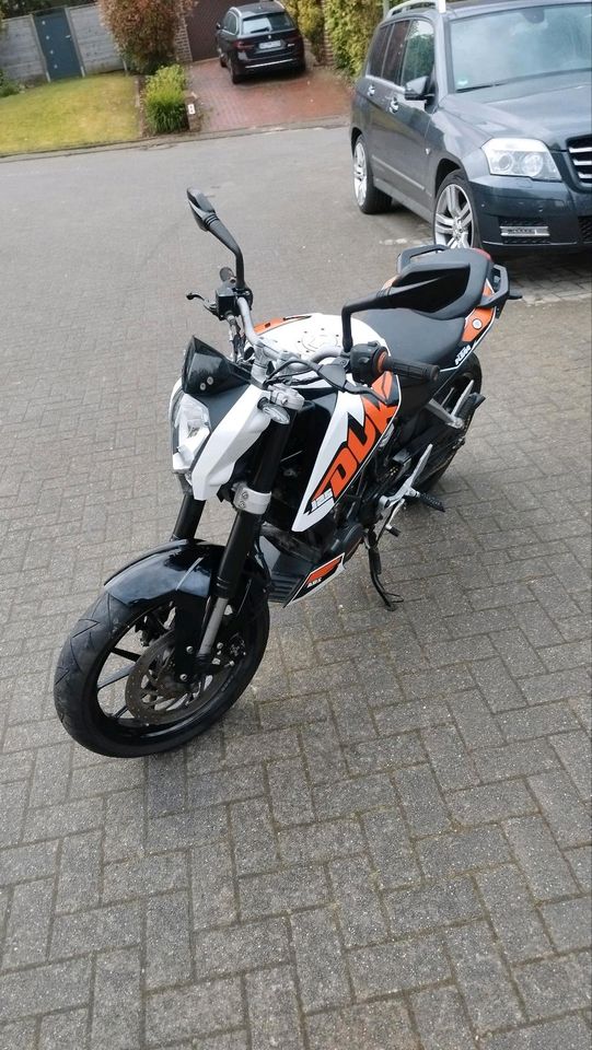 KTM Duke 125 CCM Tüv neu in Billerbeck