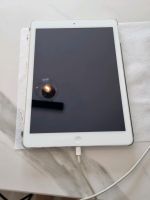 iPad Air 16 GB weiß Version 12.5.7 mit Schutzhülle Nordrhein-Westfalen - Gladbeck Vorschau