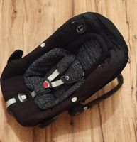 Babyschale MAXI COSI Rock black grid Isofix Autositz, schwarz Baden-Württemberg - Empfingen Vorschau