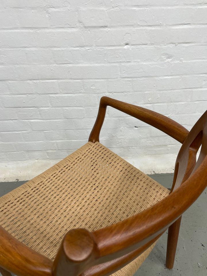 Armlehnenstuhl Stuhl Chair neu geflochten mit Papierkordel Niels Möller Teak Teakholz danish Design mid Century Vintage Stühle Esszimmerstühle in Berlin