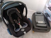 Maxi Cosi Babyschale und 2 Family fix Stationen! Lübeck - St. Jürgen Vorschau